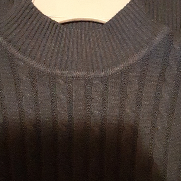 Sweater - Picture 3 of 4